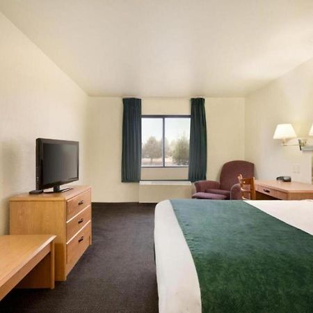 Travelodge By Wyndham Alpine Exteriér fotografie
