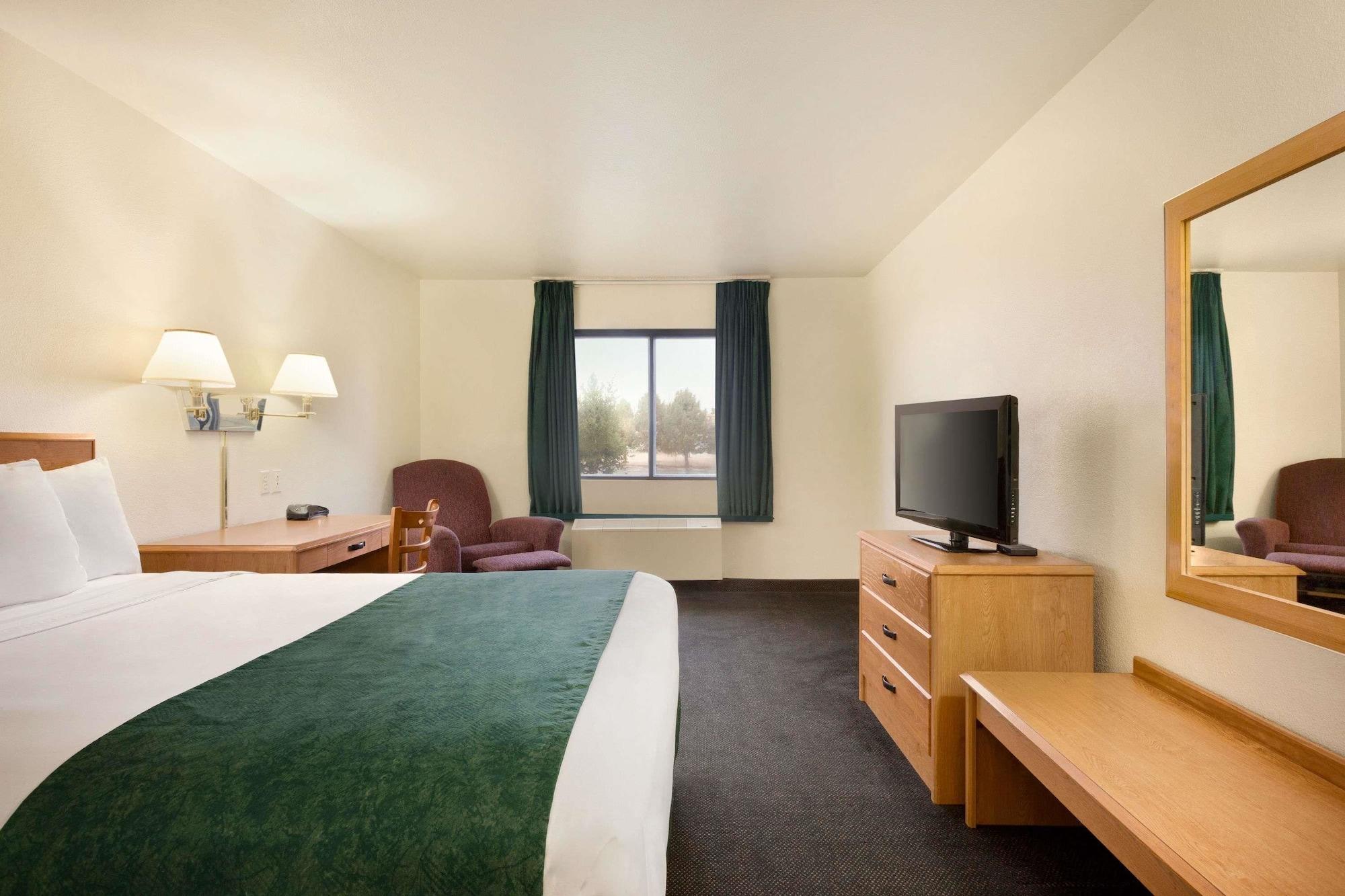 Travelodge By Wyndham Alpine Exteriér fotografie