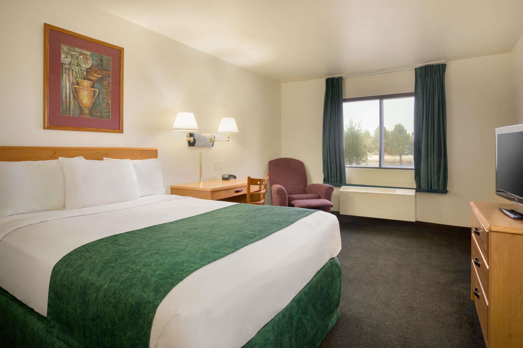 Travelodge By Wyndham Alpine Exteriér fotografie